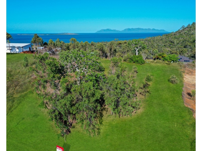 12 Harbour View Terrace, Bowen QLD 4805