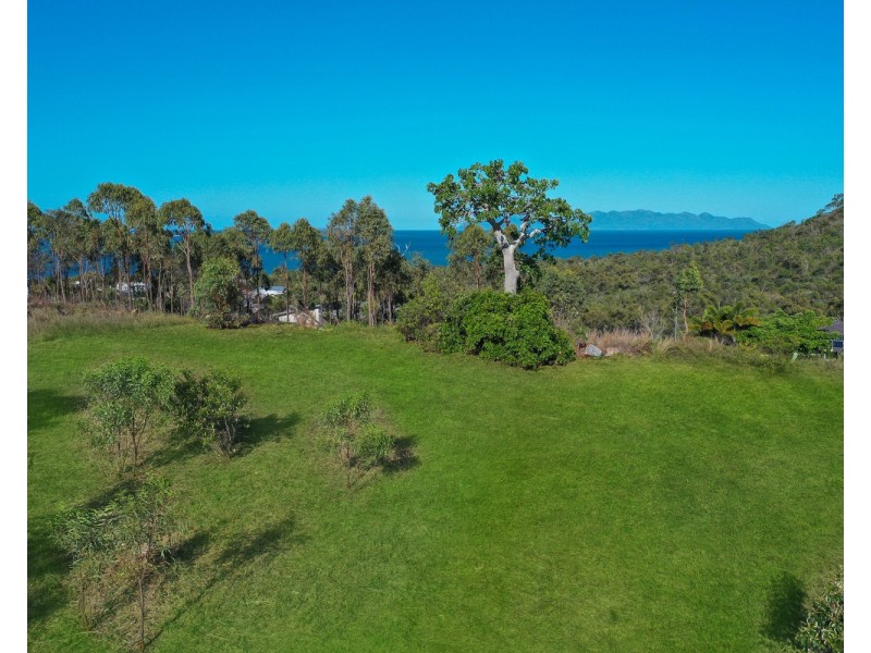 12 Harbour View Terrace, Bowen QLD 4805