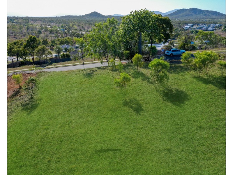 12 Harbour View Terrace, Bowen QLD 4805