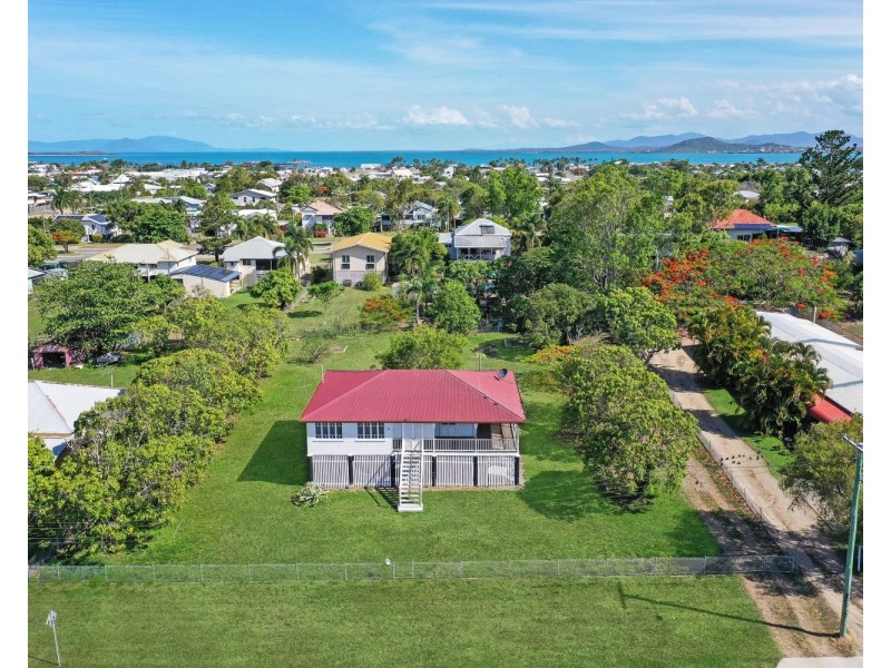 55 Livingstone Street, Bowen QLD 4805