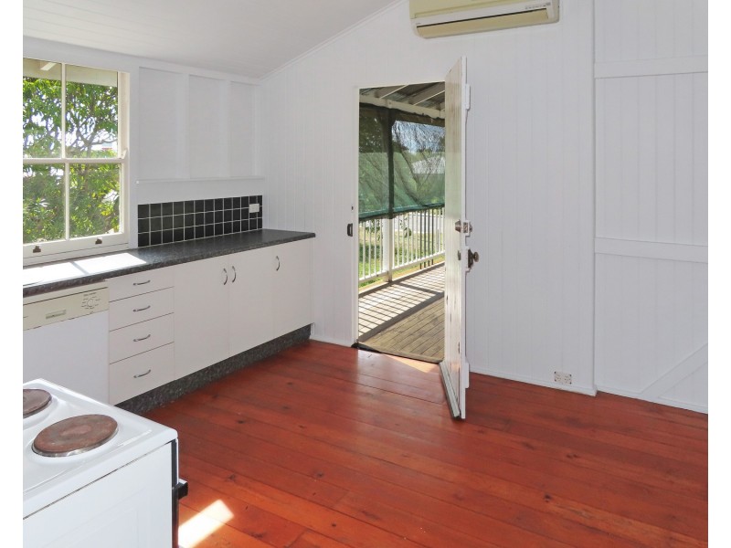 55 Livingstone Street, Bowen QLD 4805