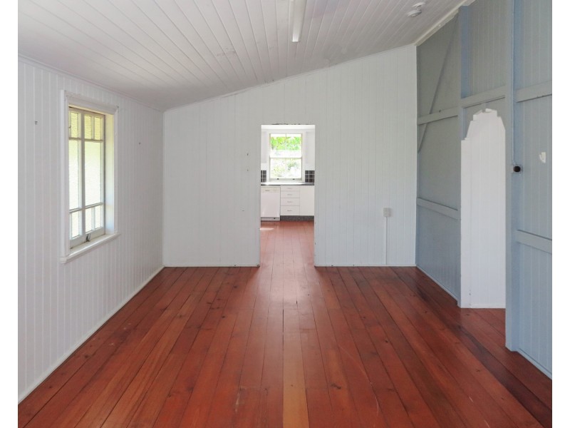 55 Livingstone Street, Bowen QLD 4805