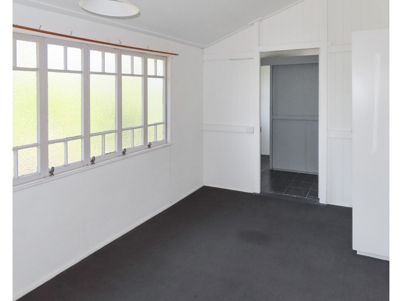 55 Livingstone Street, Bowen QLD 4805