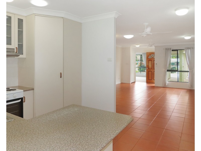 2/13 Murroona Street, Bowen QLD 4805