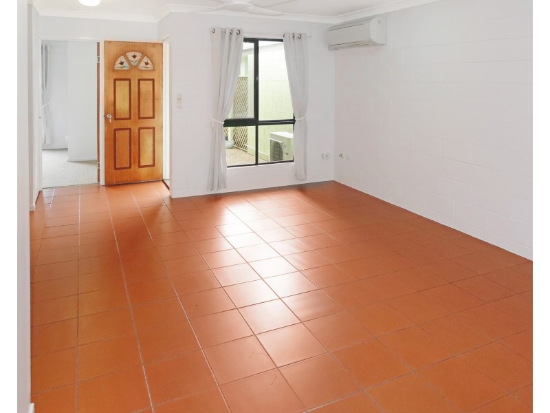 2/13 Murroona Street, Bowen QLD 4805