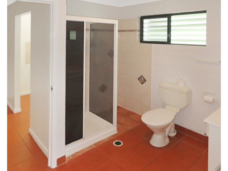 2/13 Murroona Street, Bowen QLD 4805