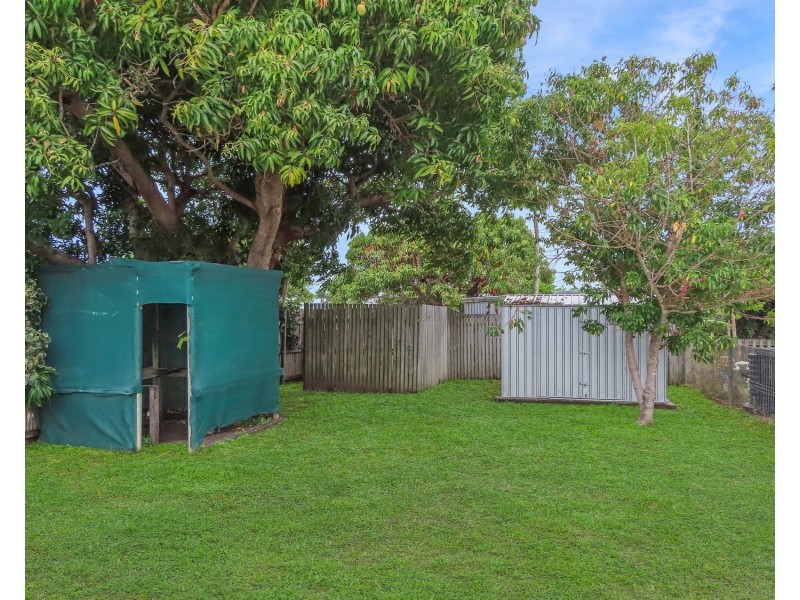 2/13 Murroona Street, Bowen QLD 4805