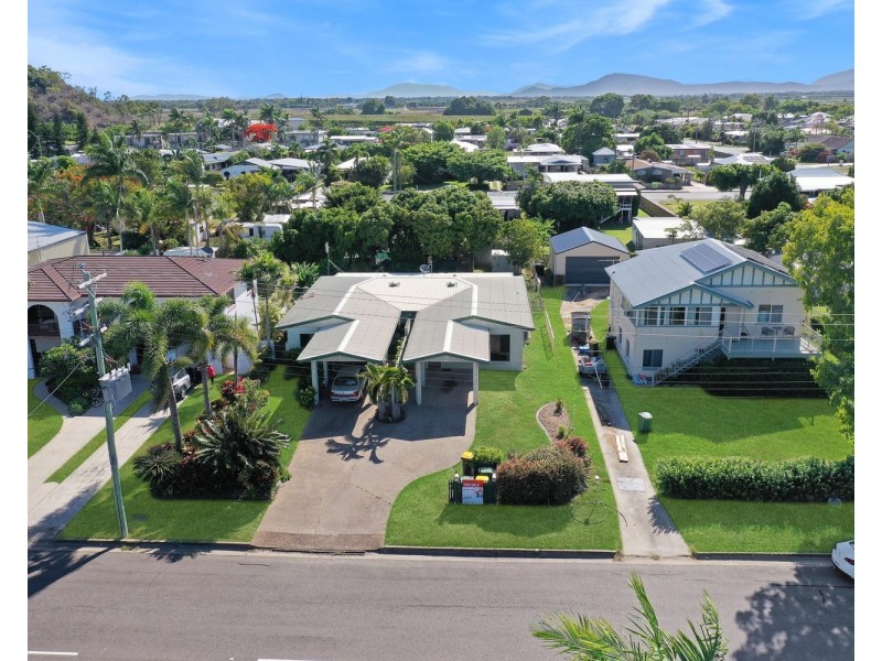 2/13 Murroona Street, Bowen QLD 4805