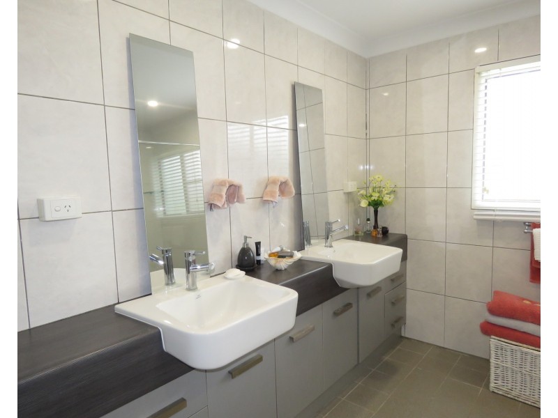 225 East Euri Road, Bowen QLD 4805