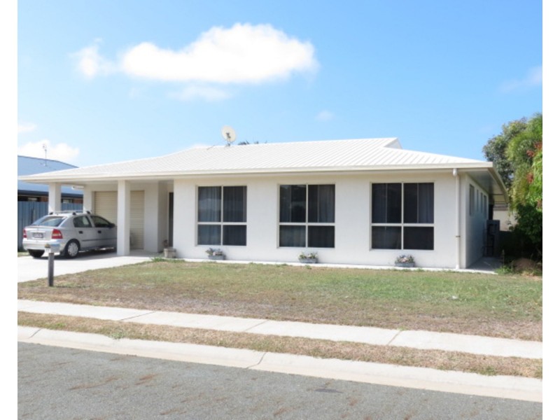 11 Hillview Place, Bowen QLD 4805