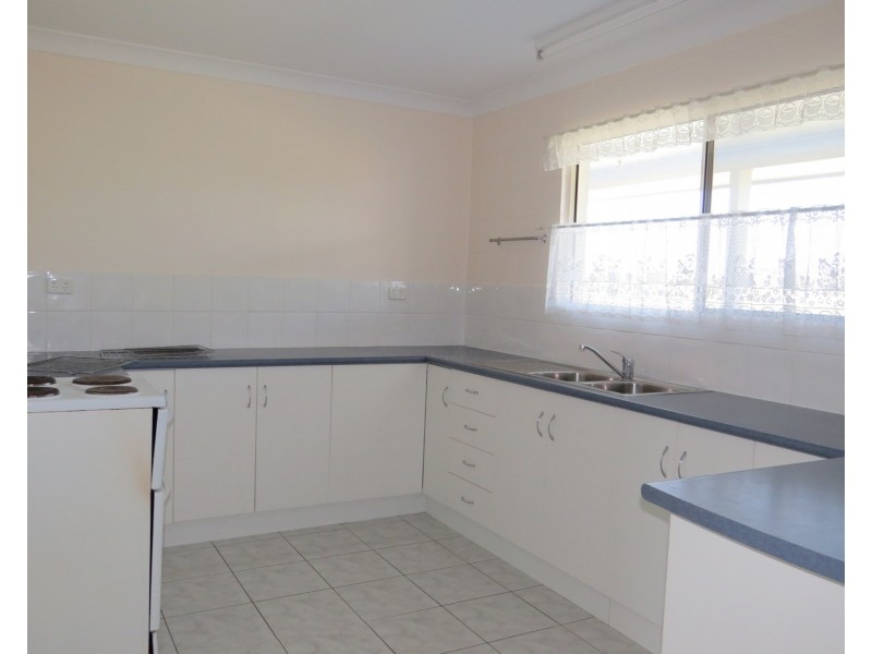 23 Hillview Place, Bowen QLD 4805