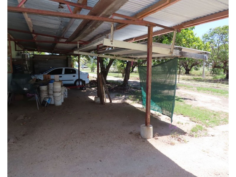 190 Richmond Road, Bowen QLD 4805