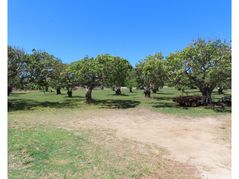 190 Richmond Road, Bowen QLD 4805