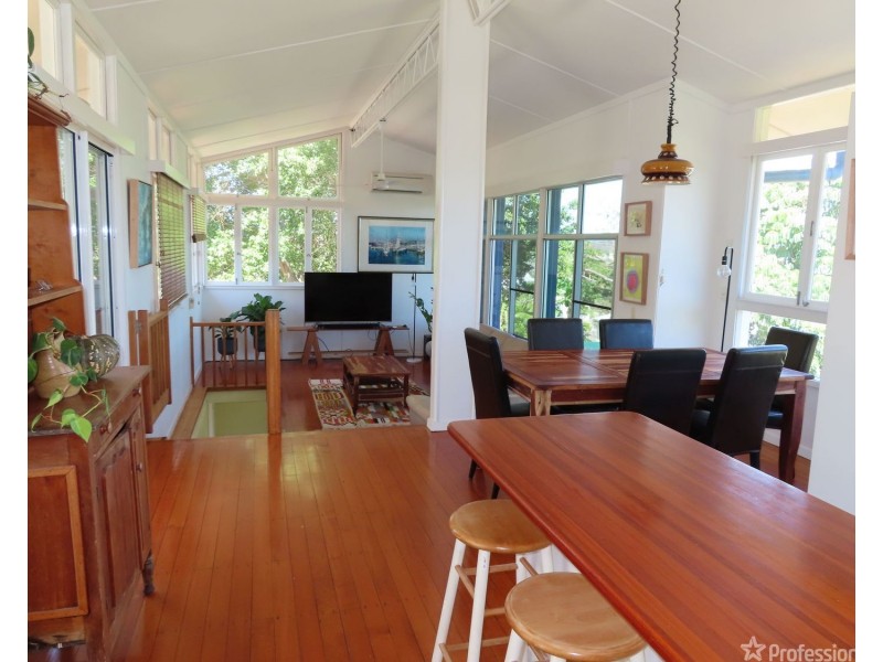 74A Poole Street, Bowen QLD 4805