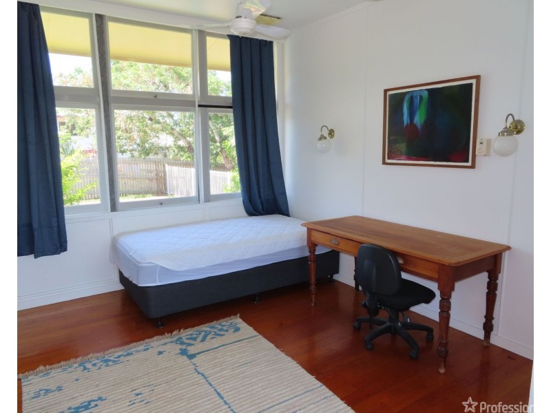 74A Poole Street, Bowen QLD 4805