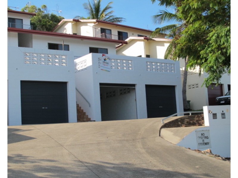 4/10 Poinciana Drive, Bowen QLD 4805