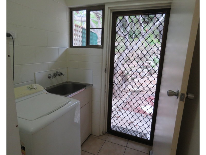 4/10 Poinciana Drive, Bowen QLD 4805