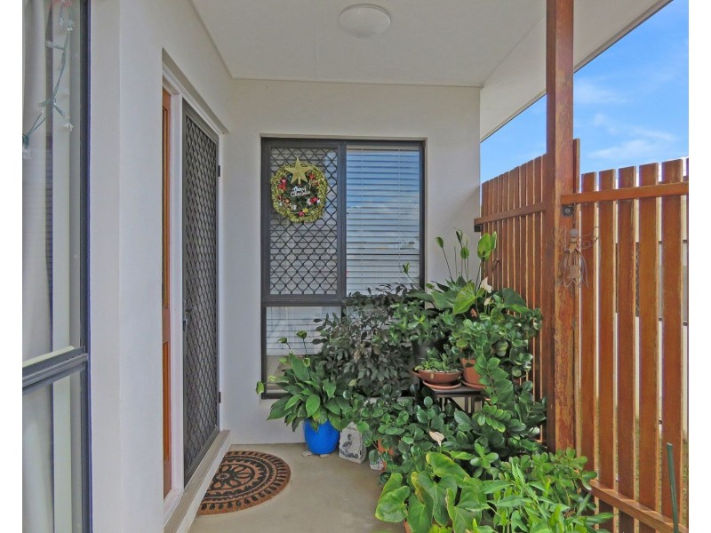2/13 Queens Road, Bowen QLD 4805