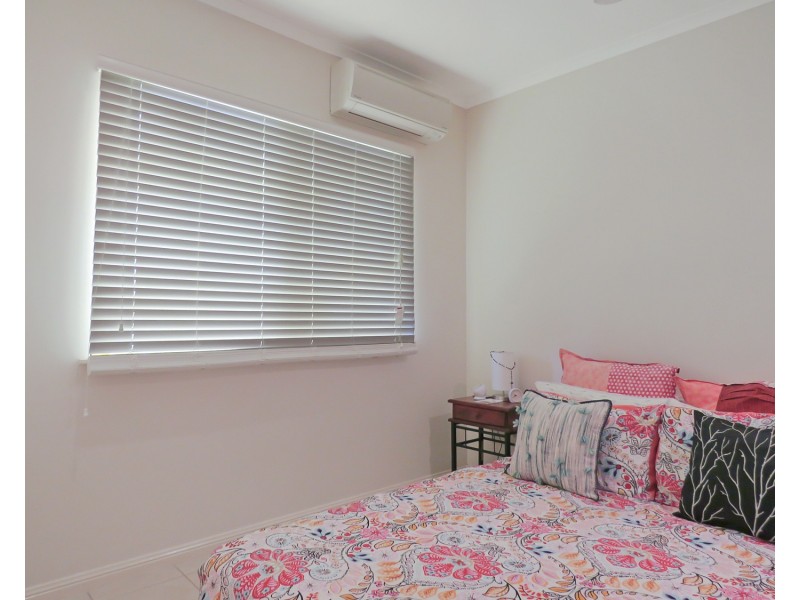 2/13 Queens Road, Bowen QLD 4805