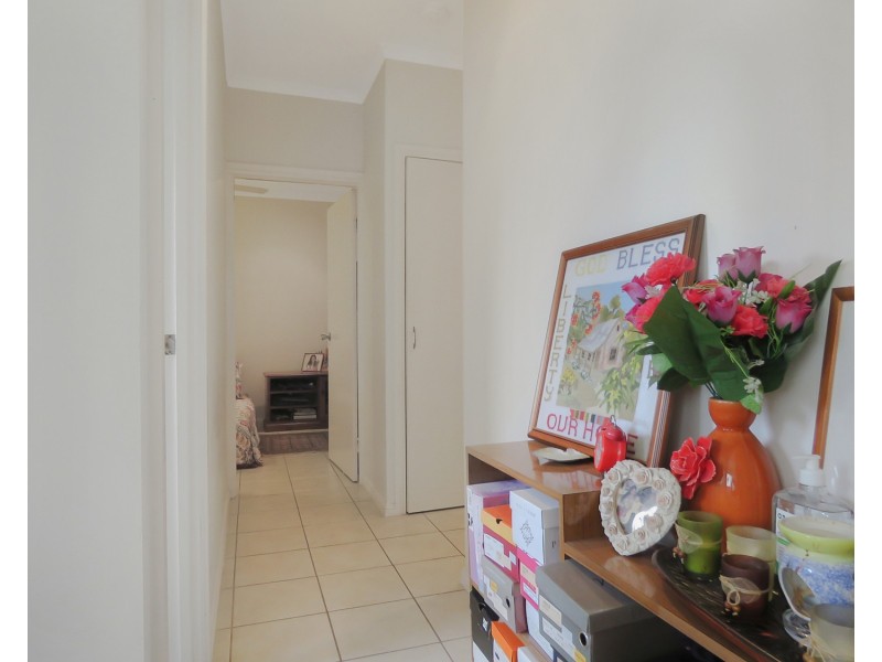 2/13 Queens Road, Bowen QLD 4805