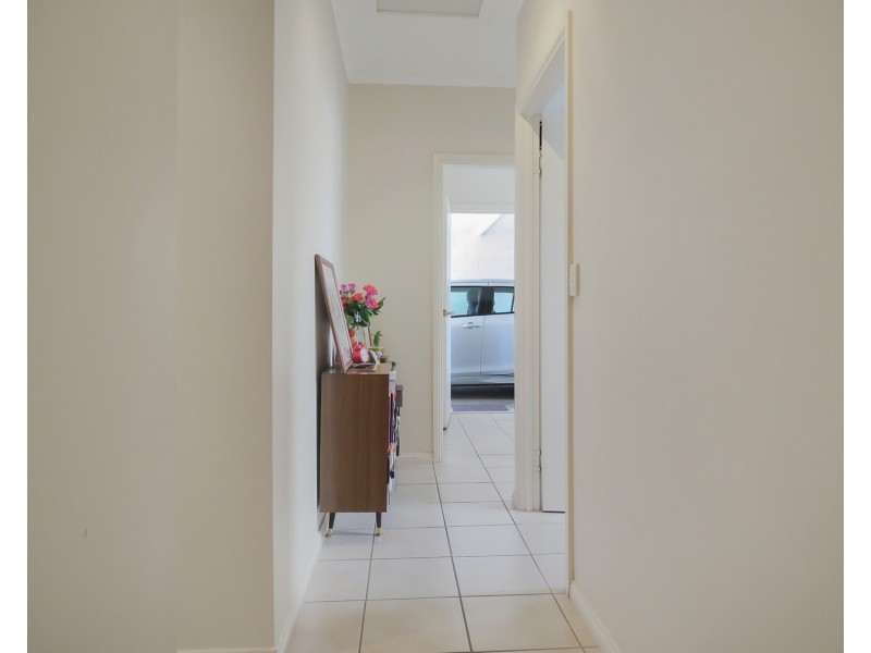 2/13 Queens Road, Bowen QLD 4805