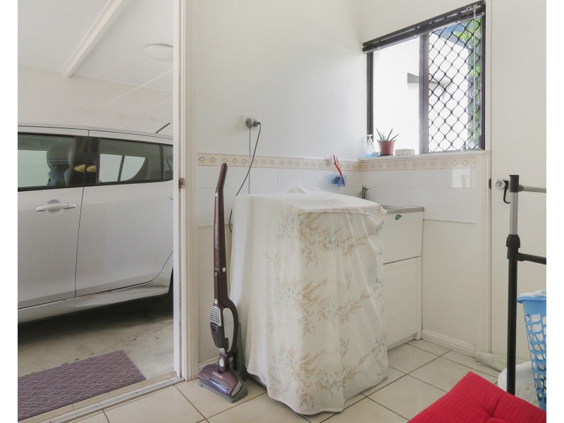 2/13 Queens Road, Bowen QLD 4805