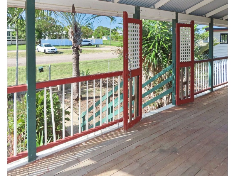 65 Poole Street, Bowen QLD 4805