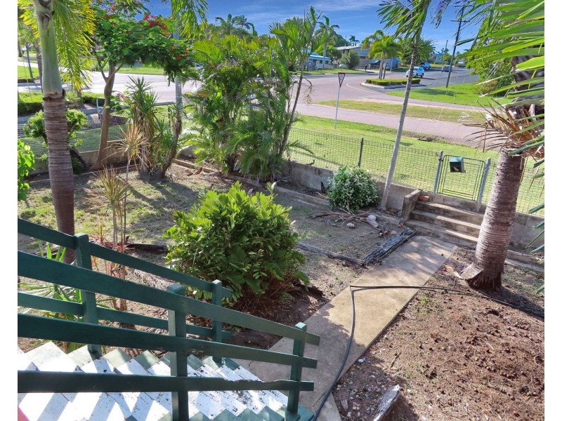 65 Poole Street, Bowen QLD 4805