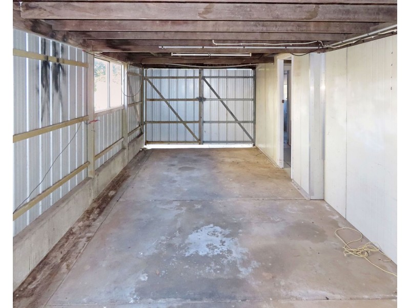 65 Poole Street, Bowen QLD 4805