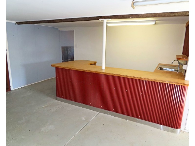 65 Poole Street, Bowen QLD 4805