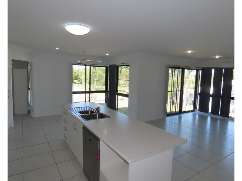 5 Fairway Drive, Bowen QLD 4805