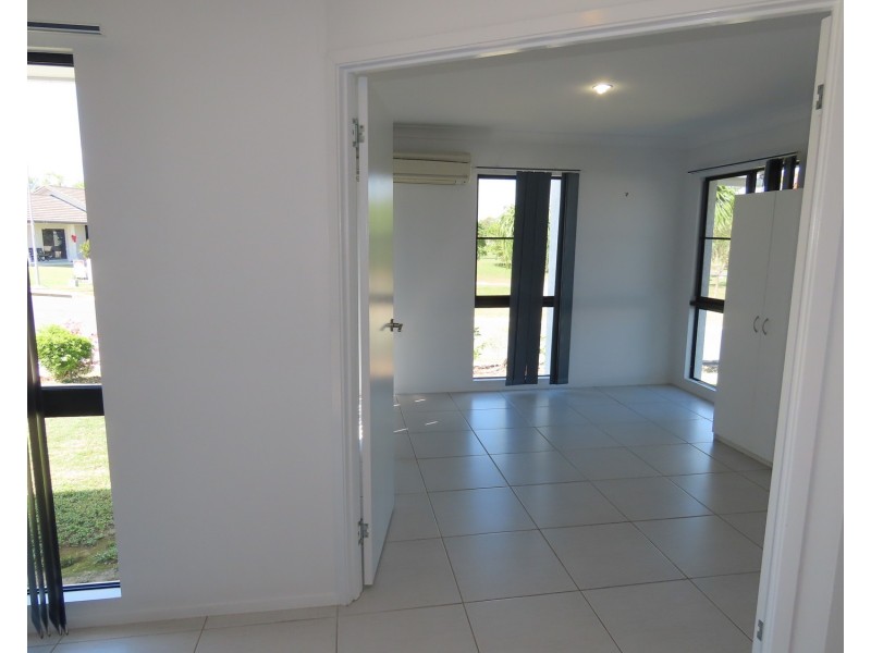 5 Fairway Drive, Bowen QLD 4805