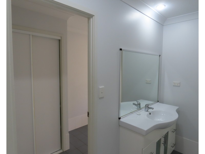 5 Fairway Drive, Bowen QLD 4805