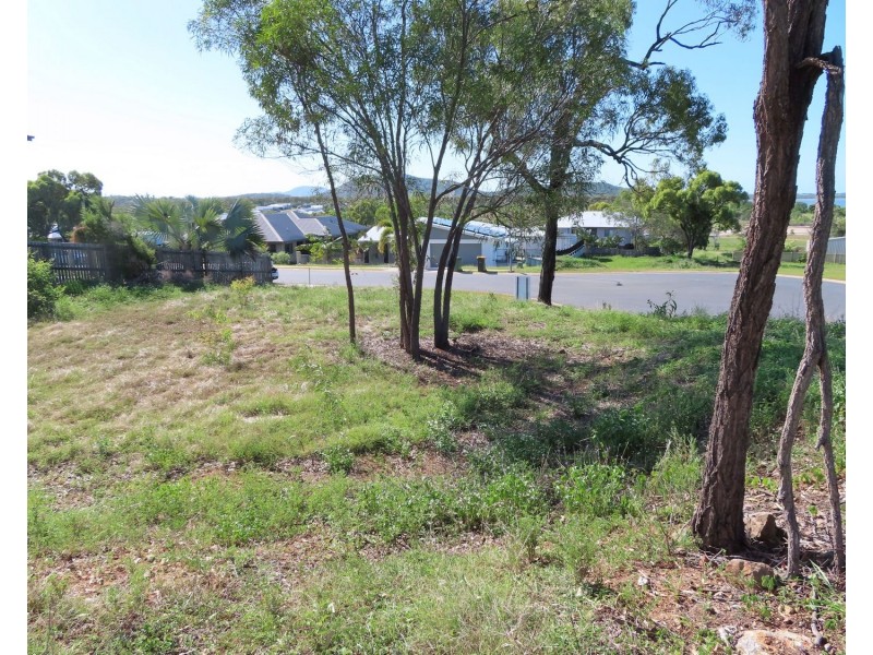 18 Sunshine Court, Bowen QLD 4805