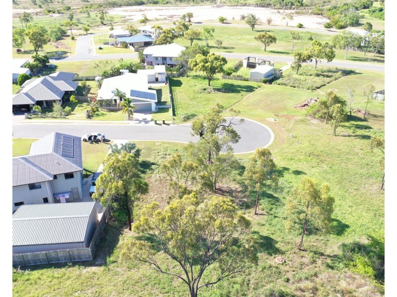 18 Sunshine Court, Bowen QLD 4805