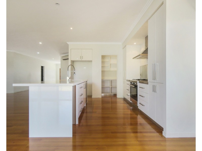 40 Scenic Crescent, Bowen QLD 4805