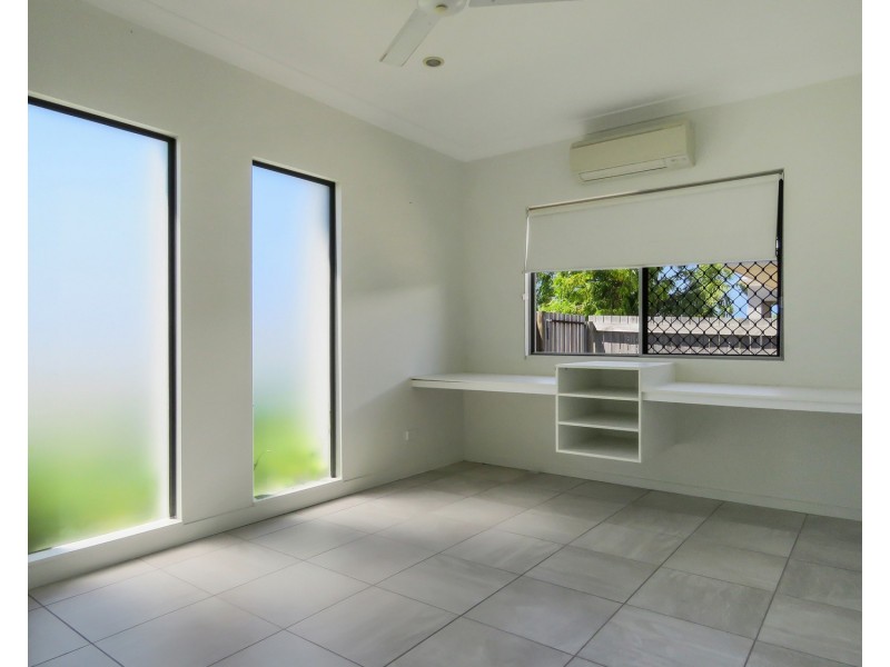 40 Scenic Crescent, Bowen QLD 4805