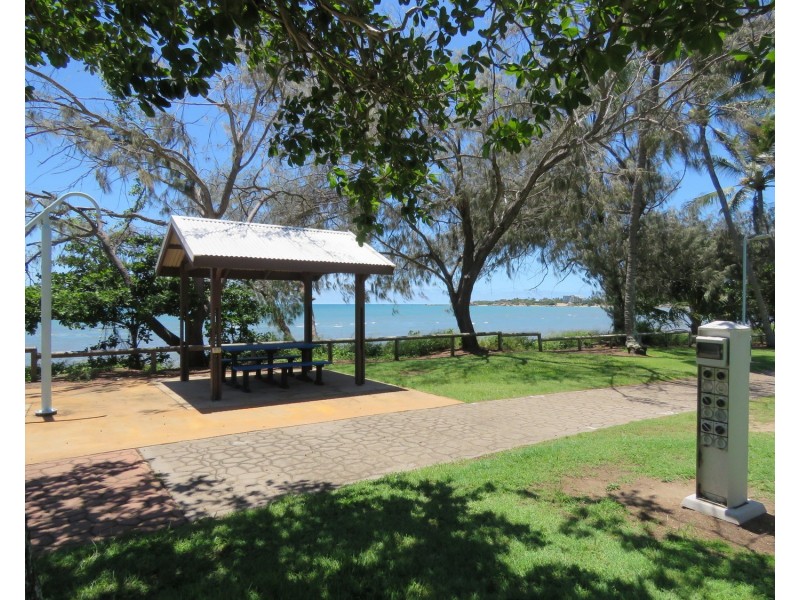 21 Tea Tree Close, Bowen QLD 4805