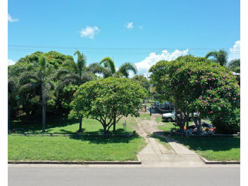 47 Queens Beach Esplanade, Bowen QLD 4805