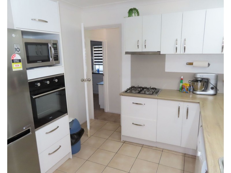 9 Suthers Street, Bowen QLD 4805