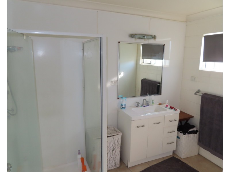 9 Suthers Street, Bowen QLD 4805