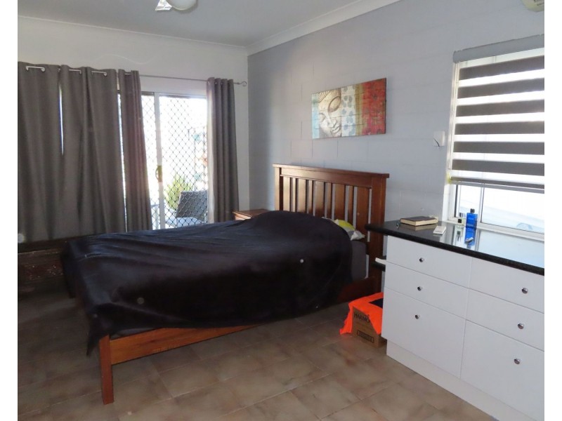 9 Suthers Street, Bowen QLD 4805