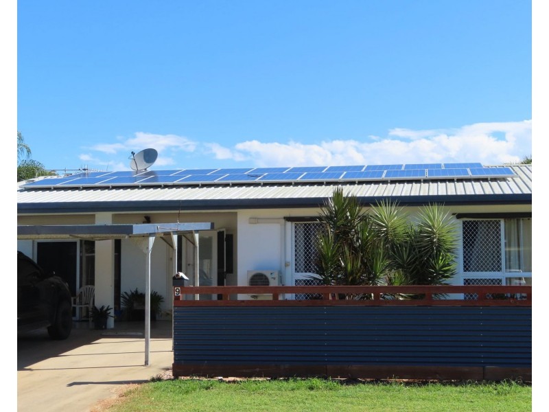 9 Suthers Street, Bowen QLD 4805