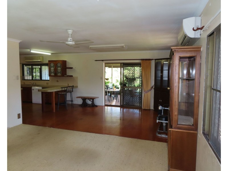 16 Inveroona Road, Bowen QLD 4805