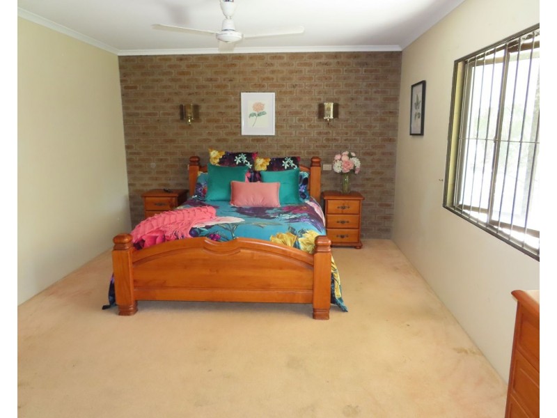 16 Inveroona Road, Bowen QLD 4805