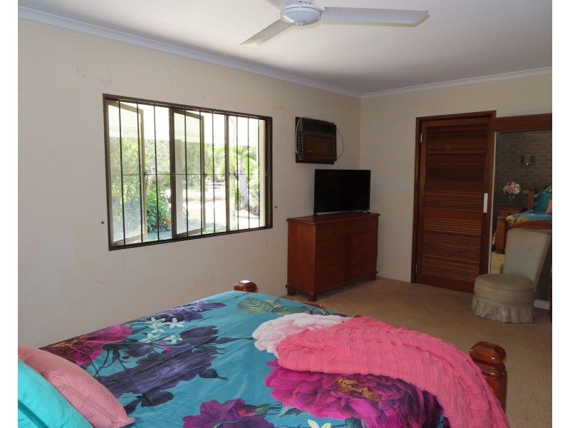 16 Inveroona Road, Bowen QLD 4805