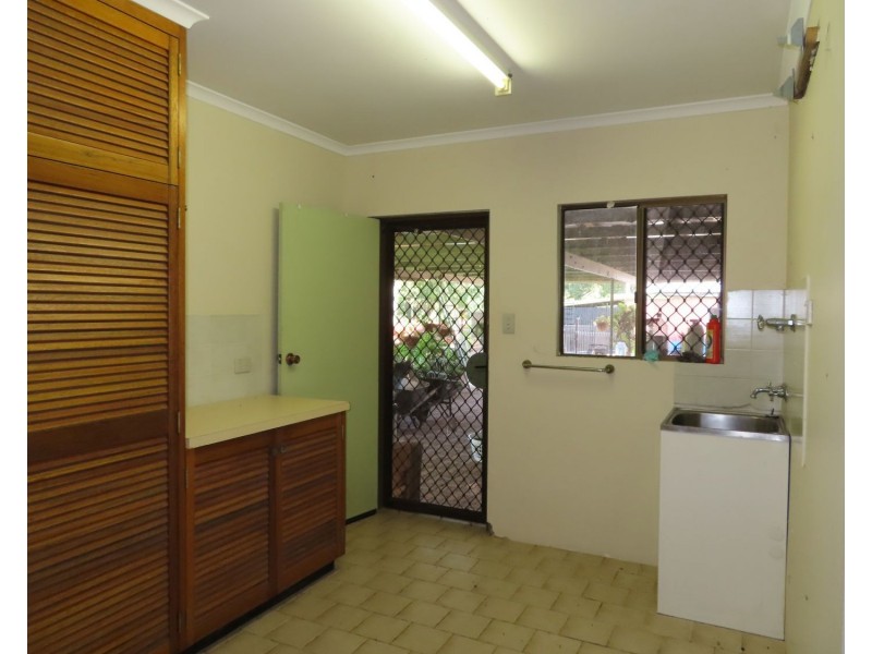 16 Inveroona Road, Bowen QLD 4805