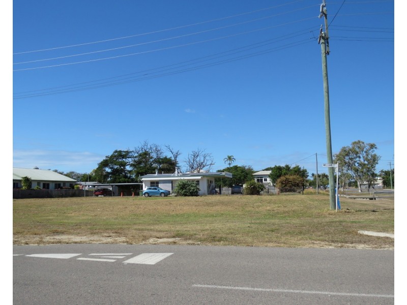 17 Williams Street, Bowen QLD 4805