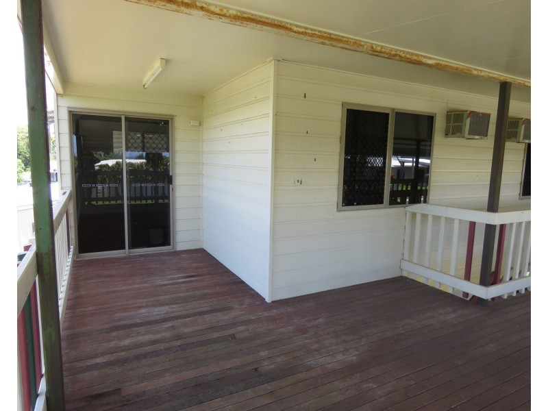 43 Whyte Avenue, Brisk Bay QLD 4805