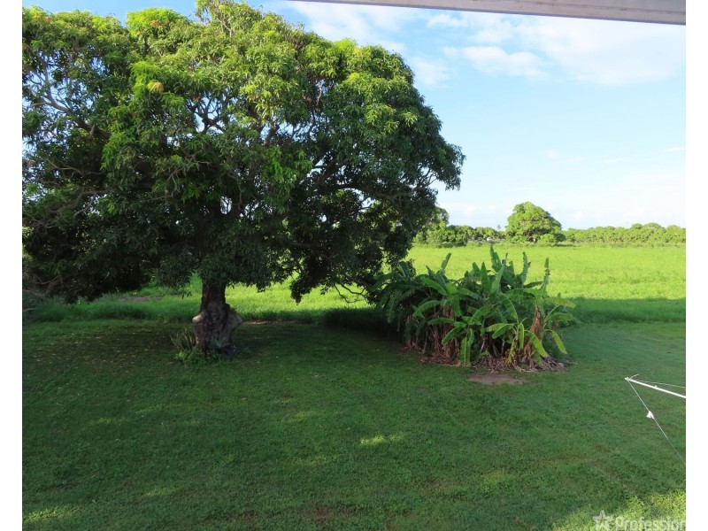 62 Millers Lane, Bowen QLD 4805